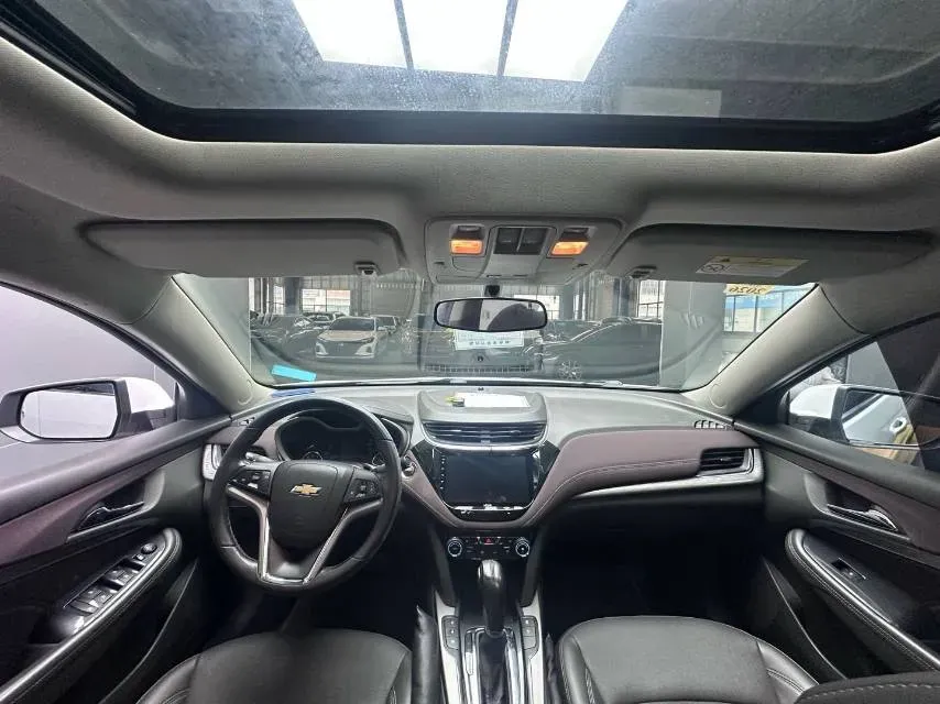 2018 Chevrolet Malibu 1.5T 170HP L4 6AT,autocango,china used car exporter,china ev exporter,chinese used car exporter,chinese used ev exporter