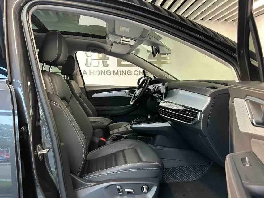 2023 Volkswagen Talagon 2.0T 220HP L4 7DCT,autocango,china used car exporter,china ev exporter,chinese used car exporter,chinese used ev exporter