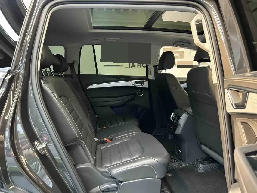 2023 Volkswagen Talagon 2.0T 220HP L4 7DCT,autocango,china used car exporter,china ev exporter,chinese used car exporter,chinese used ev exporter