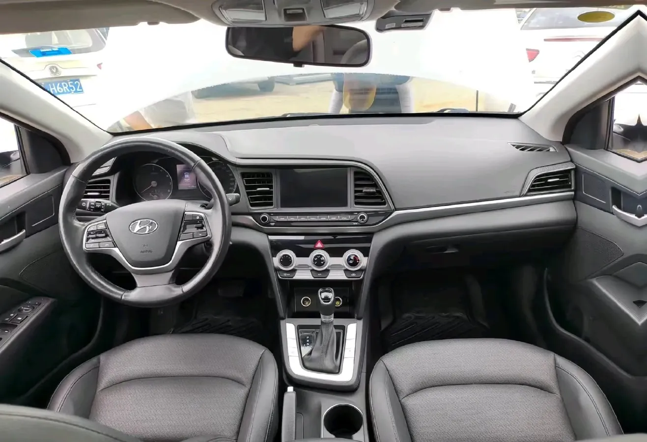 2020 Hyundai Elantra 1.5L 115HP L4 CVT,autocango,china used car exporter,china ev exporter,chinese used car exporter,chinese used ev exporter