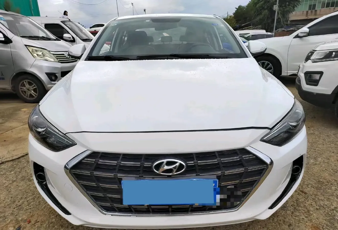 2020 Hyundai Elantra 1.5L 115HP L4 CVT,autocango,china used car exporter,china ev exporter,chinese used car exporter,chinese used ev exporter