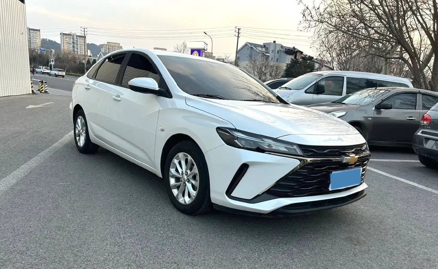 2023 Chevrolet Monza 1.5L 113HP L4 6DCT,autocango,china used car exporter,china ev exporter,chinese used car exporter,chinese used ev exporter