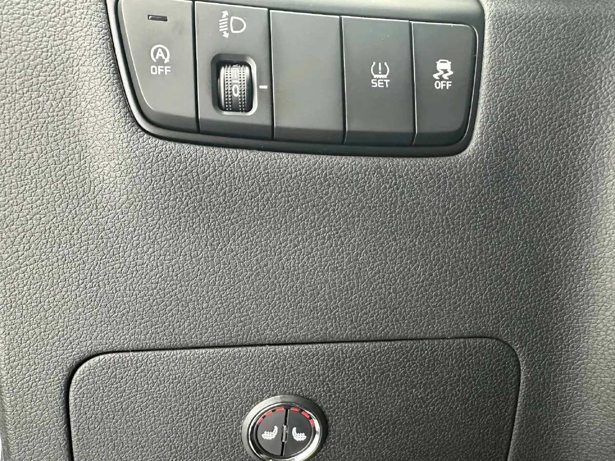 2020 Hyundai ix25 1.5L 115HP L4 CVT,autocango,china used car exporter,china ev exporter,chinese used car exporter,chinese used ev exporter