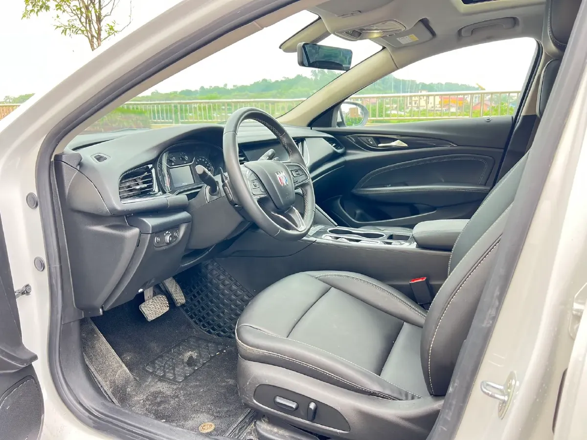 2024 Buick Regal 1.5T 169HP L4 9AT,autocango,china used car exporter,china ev exporter,chinese used car exporter,chinese used ev exporter
