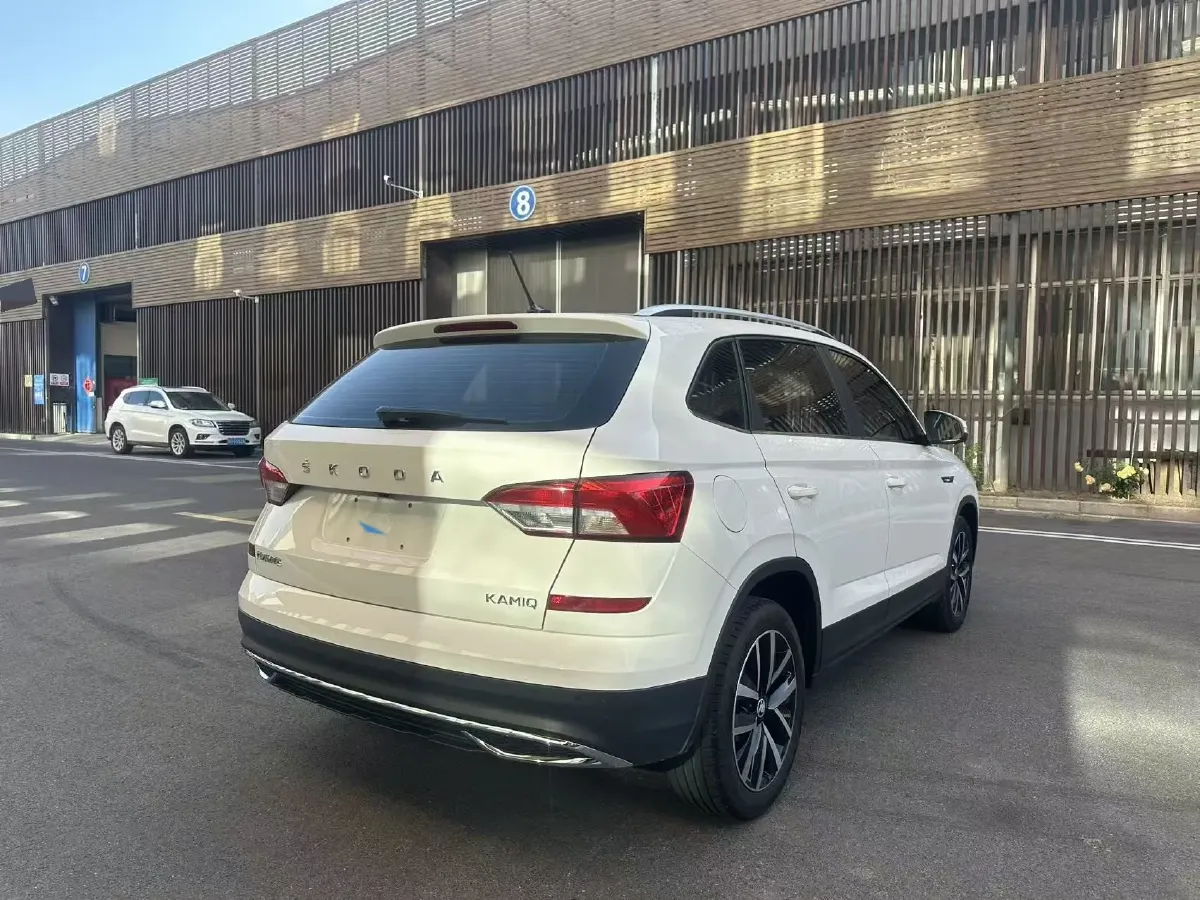2021 Skoda Kamiq 1.5L 112HP L4 6AT,autocango,china used car exporter,china ev exporter,chinese used car exporter,chinese used ev exporter
