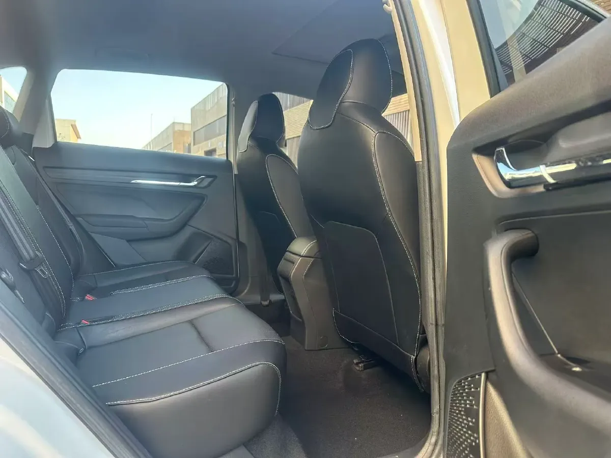 2021 Skoda Kamiq 1.5L 112HP L4 6AT,autocango,china used car exporter,china ev exporter,chinese used car exporter,chinese used ev exporter