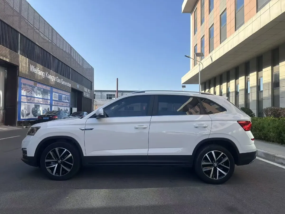 2021 Skoda Kamiq 1.5L 112HP L4 6AT,autocango,china used car exporter,china ev exporter,chinese used car exporter,chinese used ev exporter