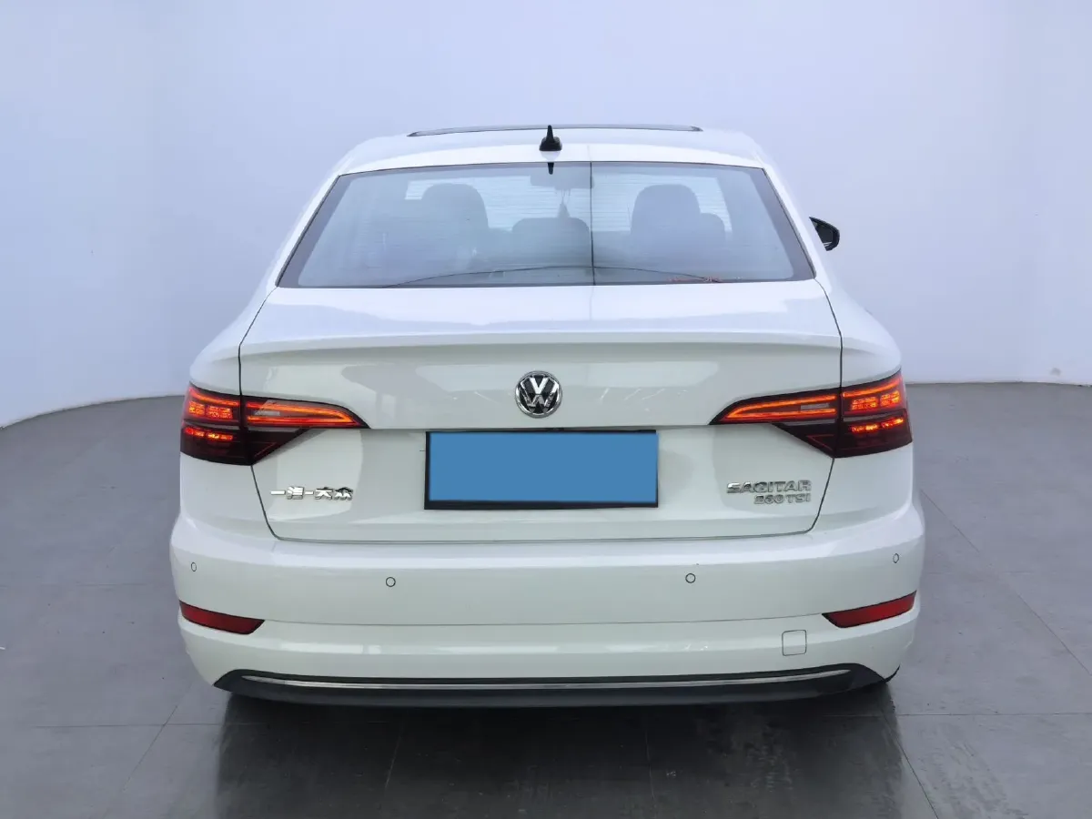 2021 Volkswagen Sagitar 1.4T 150HP L4 7DCT,autocango,china used car exporter,china ev exporter,chinese used car exporter,chinese used ev exporter