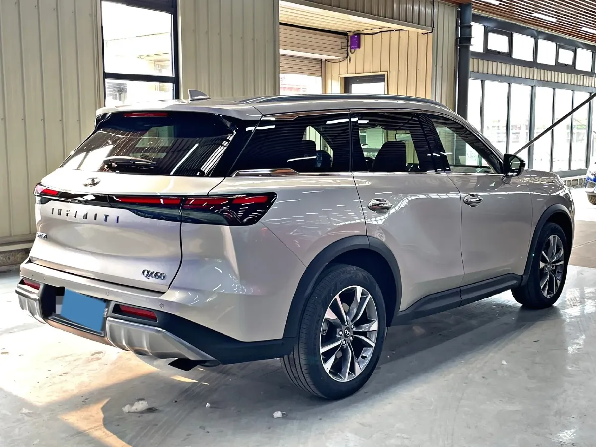 2024 Infiniti QX60 2.0T 252HP L4 9AT,autocango,china used car exporter,china ev exporter,chinese used car exporter,chinese used ev exporter