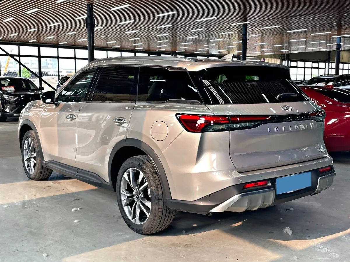 2024 Infiniti QX60 2.0T 252HP L4 9AT,autocango,china used car exporter,china ev exporter,chinese used car exporter,chinese used ev exporter