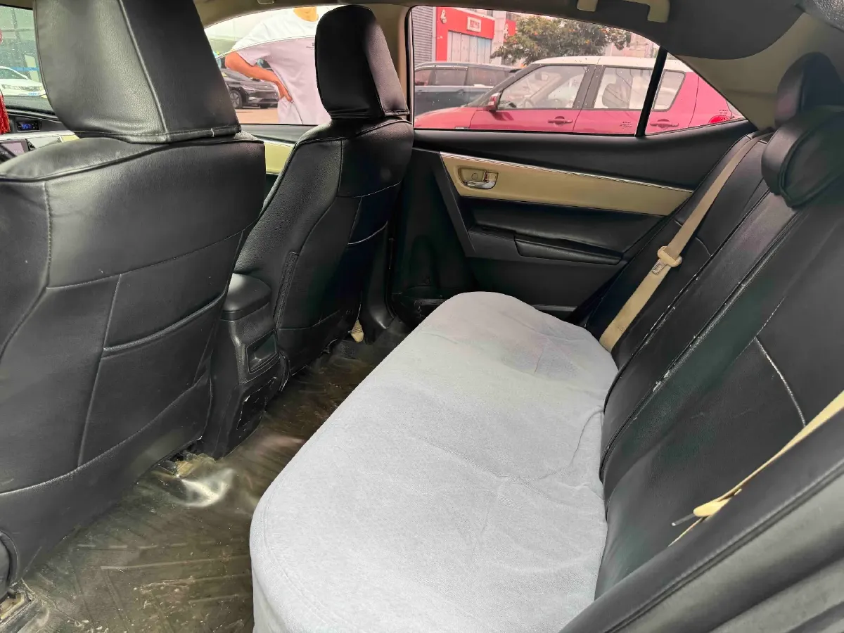 2017 Toyota Corolla 1.2T 116HP L4 6MT,autocango,china used car exporter,china ev exporter,chinese used car exporter,chinese used ev exporter