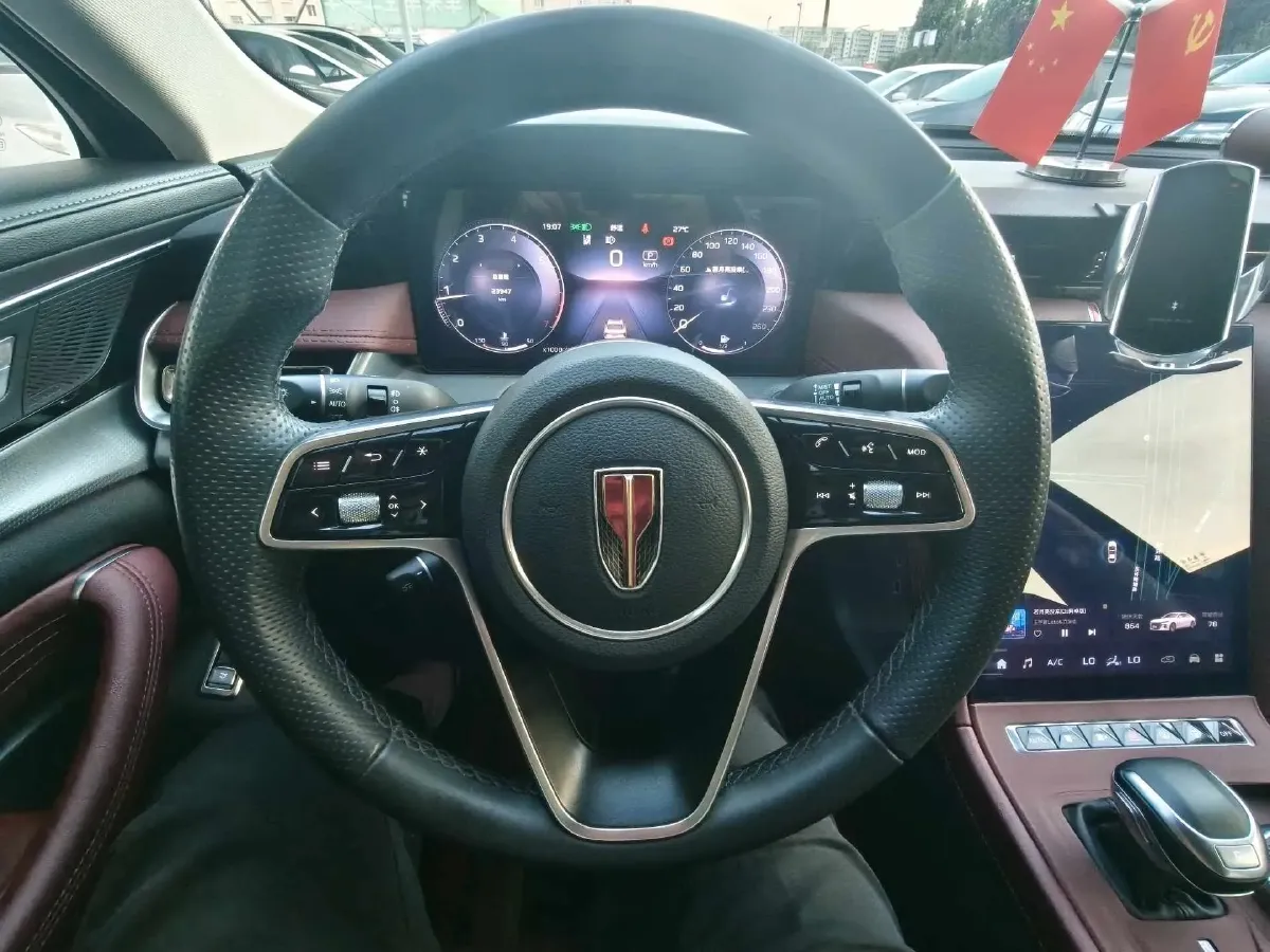 2023 HongQi H5 2.0T 224HP L4 8AT,autocango,china used car exporter,china ev exporter,chinese used car exporter,chinese used ev exporter