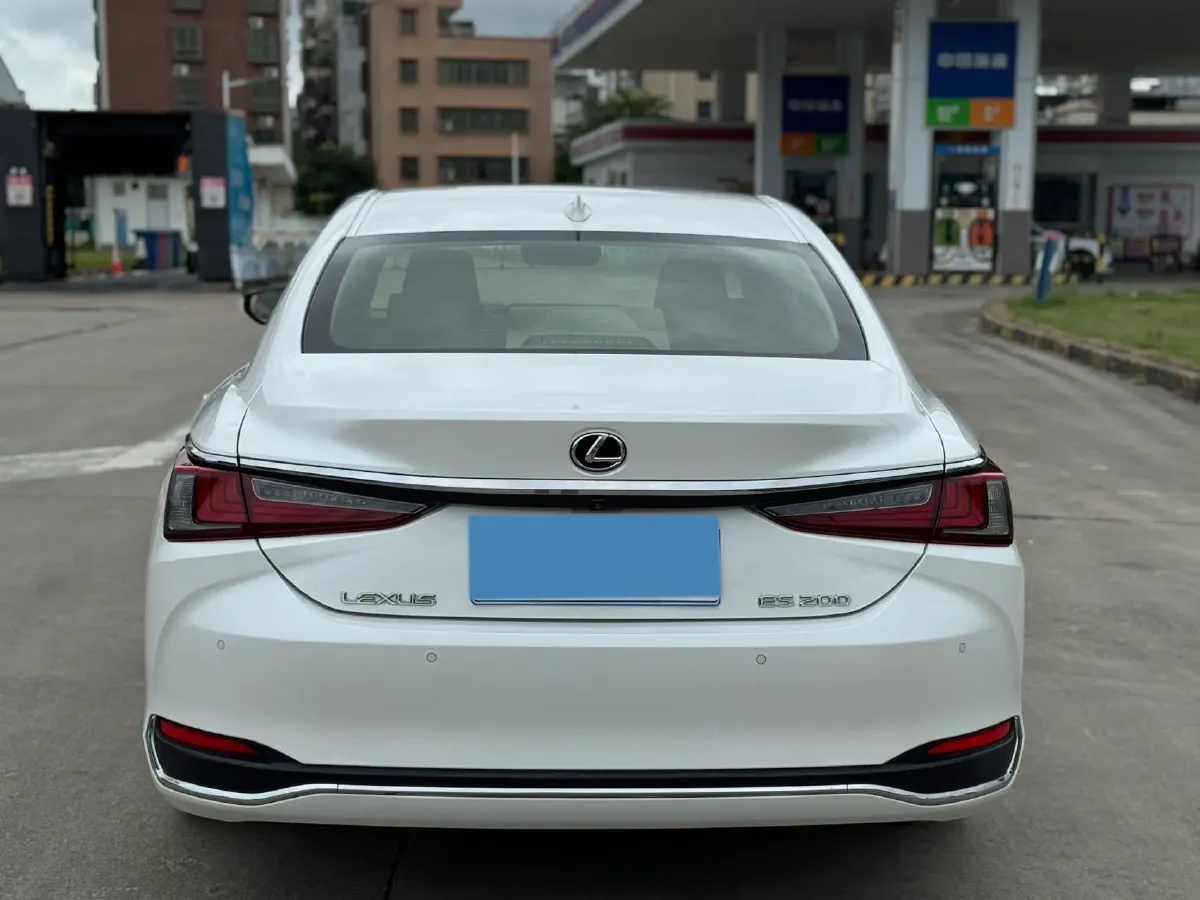 2020 Lexus ES 2.0L 173HP L4 CVT,autocango,china used car exporter,china ev exporter,chinese used car exporter,chinese used ev exporter