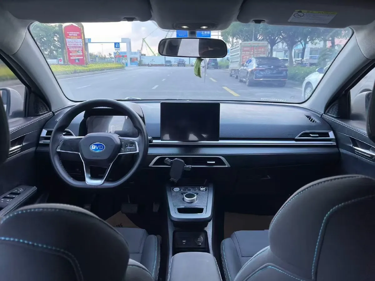 2021 BYD Dolphin BEV 30.7KWH,autocango,china used car exporter,china ev exporter,chinese used car exporter,chinese used ev exporter