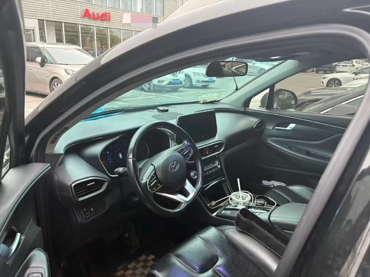 2021 Toyota RAV4 2.5L 178HP L4 E-CVT Hybrid,autocango,china used car exporter,china ev exporter,chinese used car exporter,chinese used ev exporter