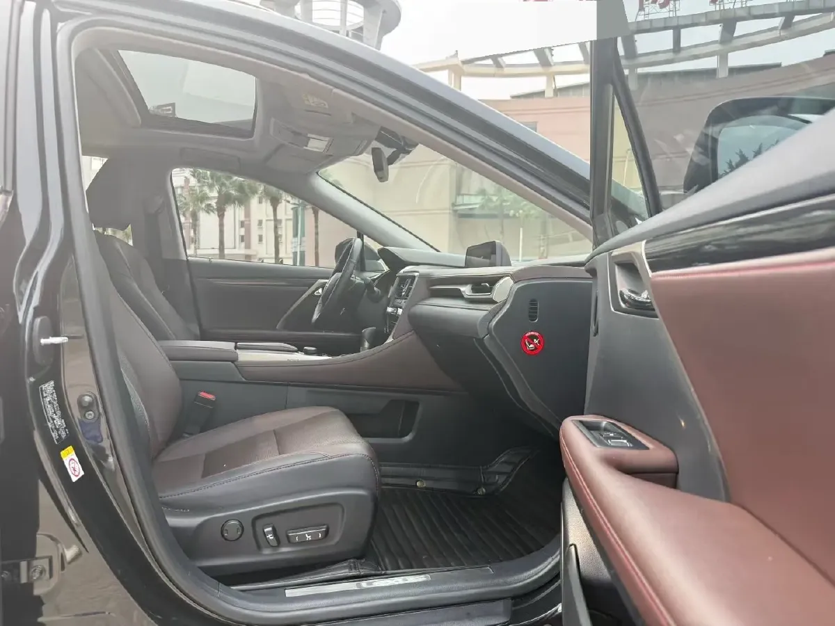 2016 Land Rover Range Rover Evoque 2.0T 241HP L4 9AT,autocango,china used car exporter,china ev exporter,chinese used car exporter,chinese used ev exporter
