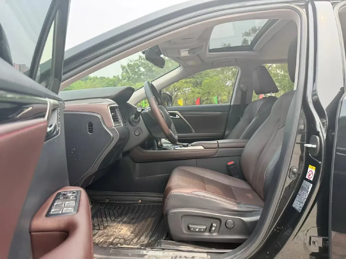 2016 Land Rover Range Rover Evoque 2.0T 241HP L4 9AT,autocango,china used car exporter,china ev exporter,chinese used car exporter,chinese used ev exporter