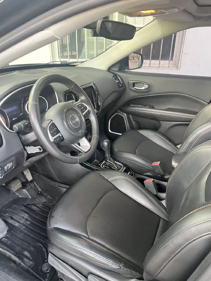 2019 Jeep Compass 1.3T 173HP L4 7DCT,autocango,china used car exporter,china ev exporter,chinese used car exporter,chinese used ev exporter