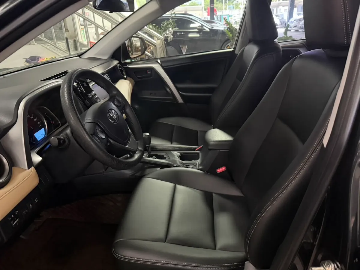 2018 Toyota RAV4 2.0L 151HP L4 CVT,autocango,china used car exporter,china ev exporter,chinese used car exporter,chinese used ev exporter