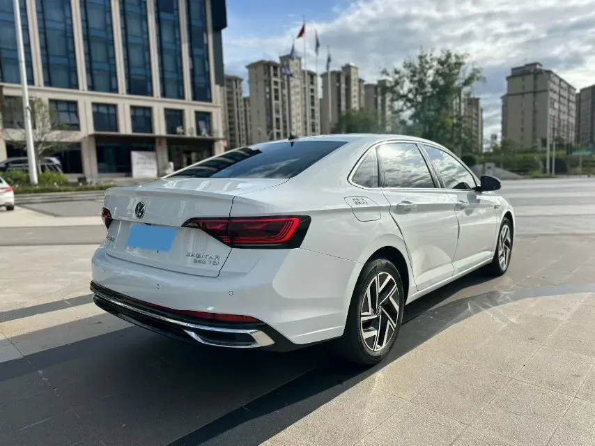 2023 Volkswagen Sagitar 1.5T 160HP L4 7DCT,autocango,china used car exporter,china ev exporter,chinese used car exporter,chinese used ev exporter