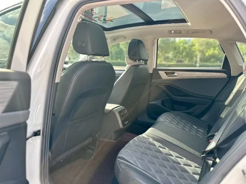 2023 Volkswagen Sagitar 1.5T 160HP L4 7DCT,autocango,china used car exporter,china ev exporter,chinese used car exporter,chinese used ev exporter