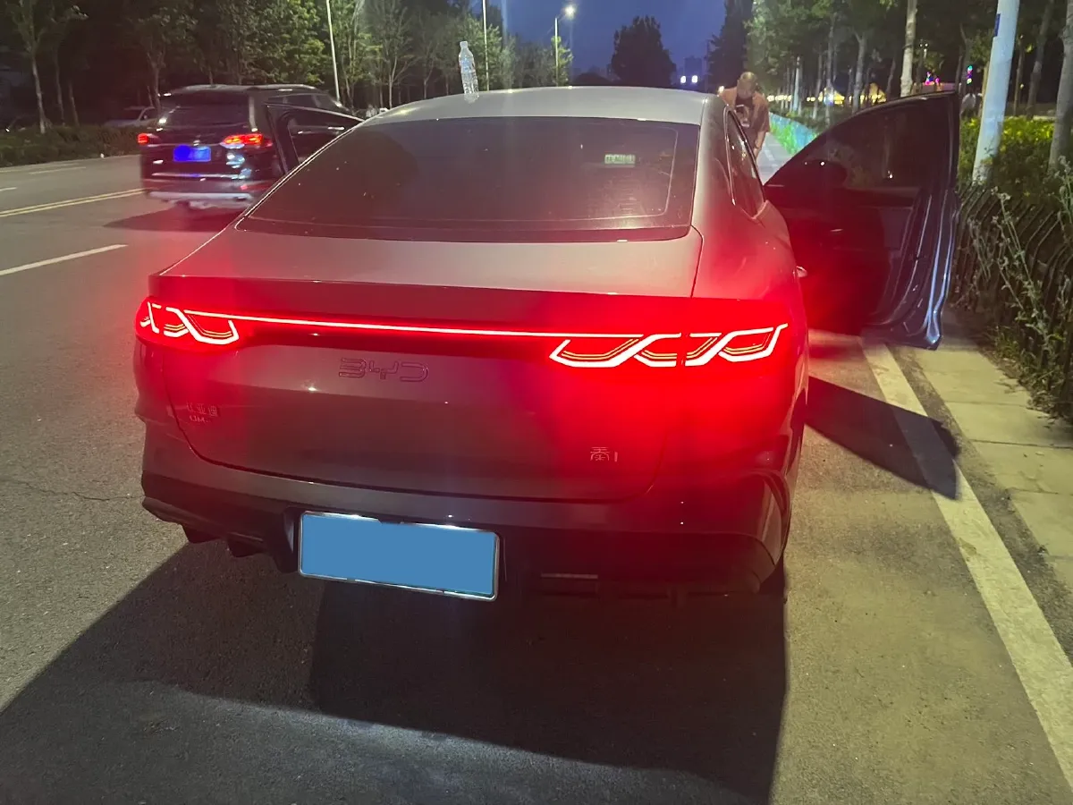2024 BYD QinL 1.5L 101HP L4 E-CVT PHEV 10.08KWH,autocango,china used car exporter,china ev exporter,chinese used car exporter,chinese used ev exporter