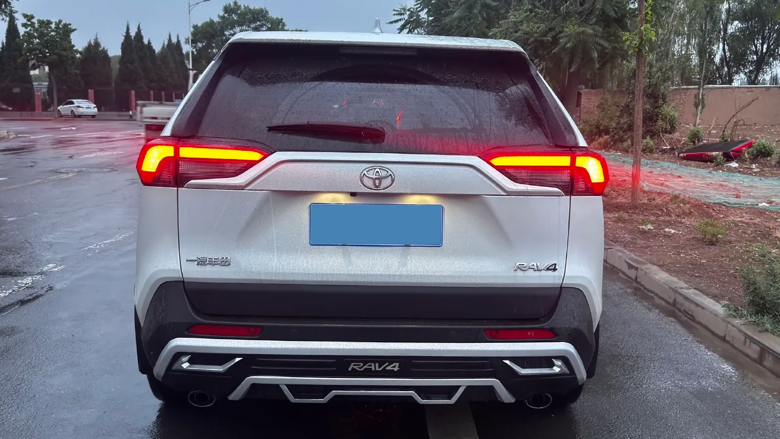 2022 Toyota RAV4 2.0L 171HP L4 CVT,autocango,china used car exporter,china ev exporter,chinese used car exporter,chinese used ev exporter