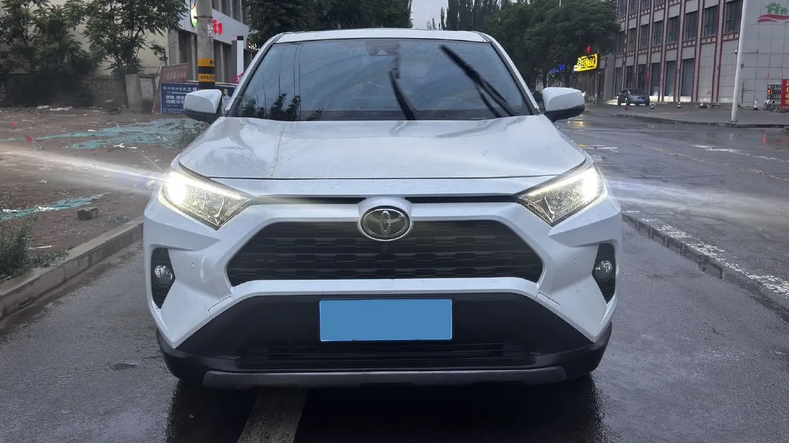 2022 Toyota RAV4 2.0L 171HP L4 CVT,autocango,china used car exporter,china ev exporter,chinese used car exporter,chinese used ev exporter