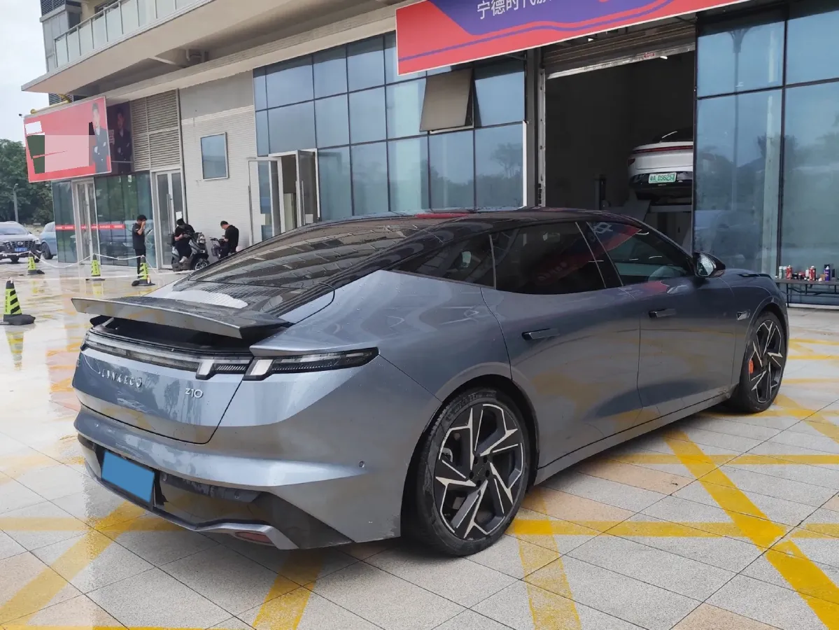 2024 Luxeed S7 BEV 100KWH,autocango,china used car exporter,china ev exporter,chinese used car exporter,chinese used ev exporter