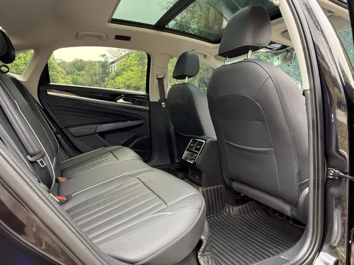 2022 Skoda Kodiak GT 2.0T 186HP L4 7DCT,autocango,china used car exporter,china ev exporter,chinese used car exporter,chinese used ev exporter