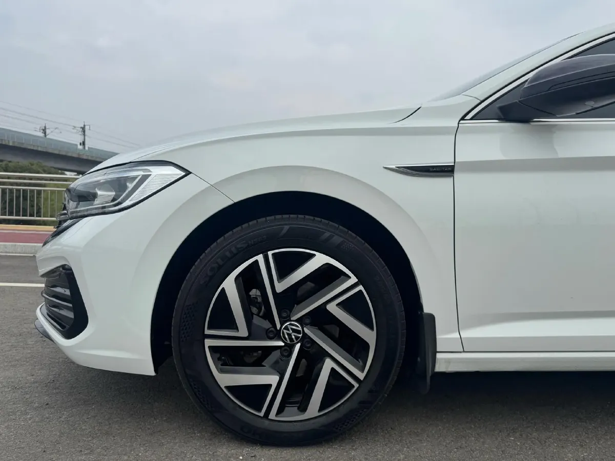 2023 Volkswagen Sagitar 1.5T 160HP L4 7DCT,autocango,china used car exporter,china ev exporter,chinese used car exporter,chinese used ev exporter