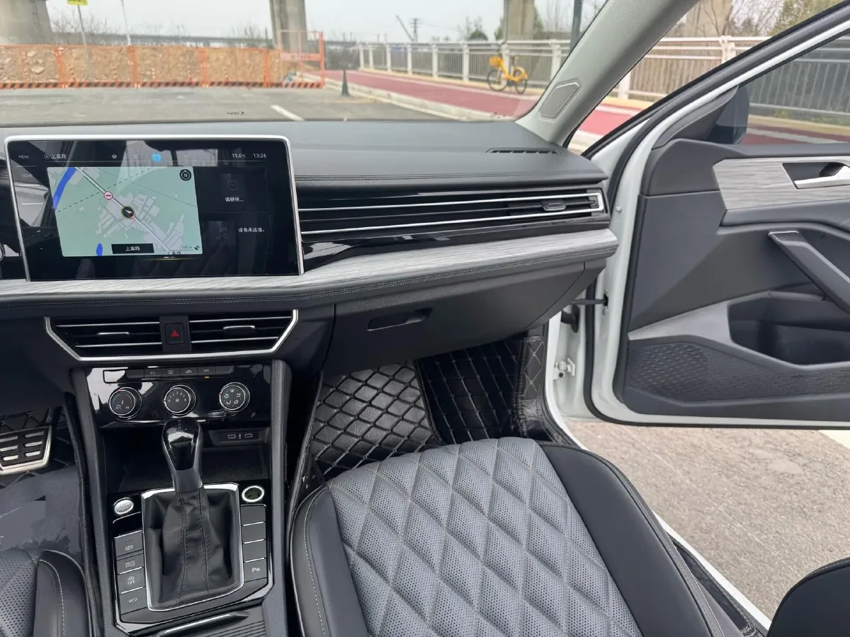 2023 Volkswagen Sagitar 1.5T 160HP L4 7DCT,autocango,china used car exporter,china ev exporter,chinese used car exporter,chinese used ev exporter