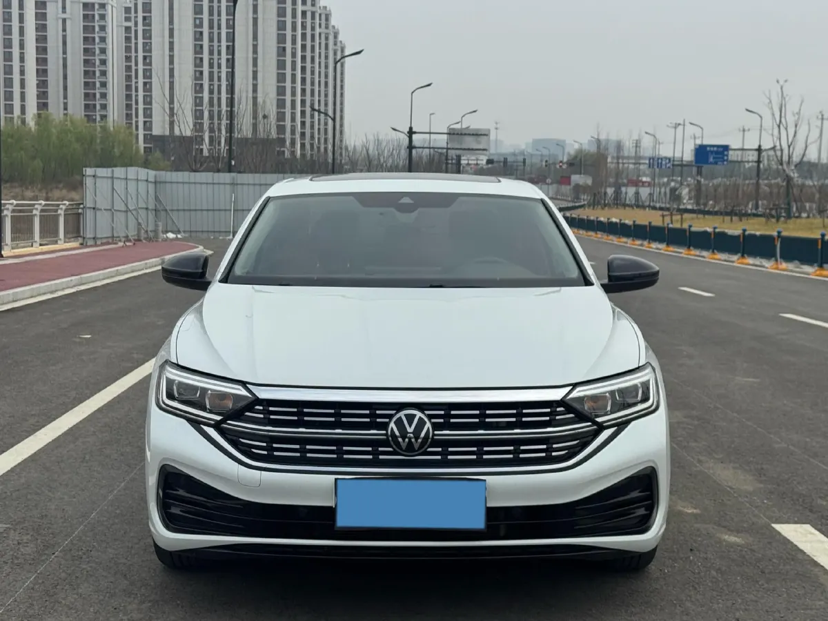 2023 Volkswagen Sagitar 1.5T 160HP L4 7DCT,autocango,china used car exporter,china ev exporter,chinese used car exporter,chinese used ev exporter