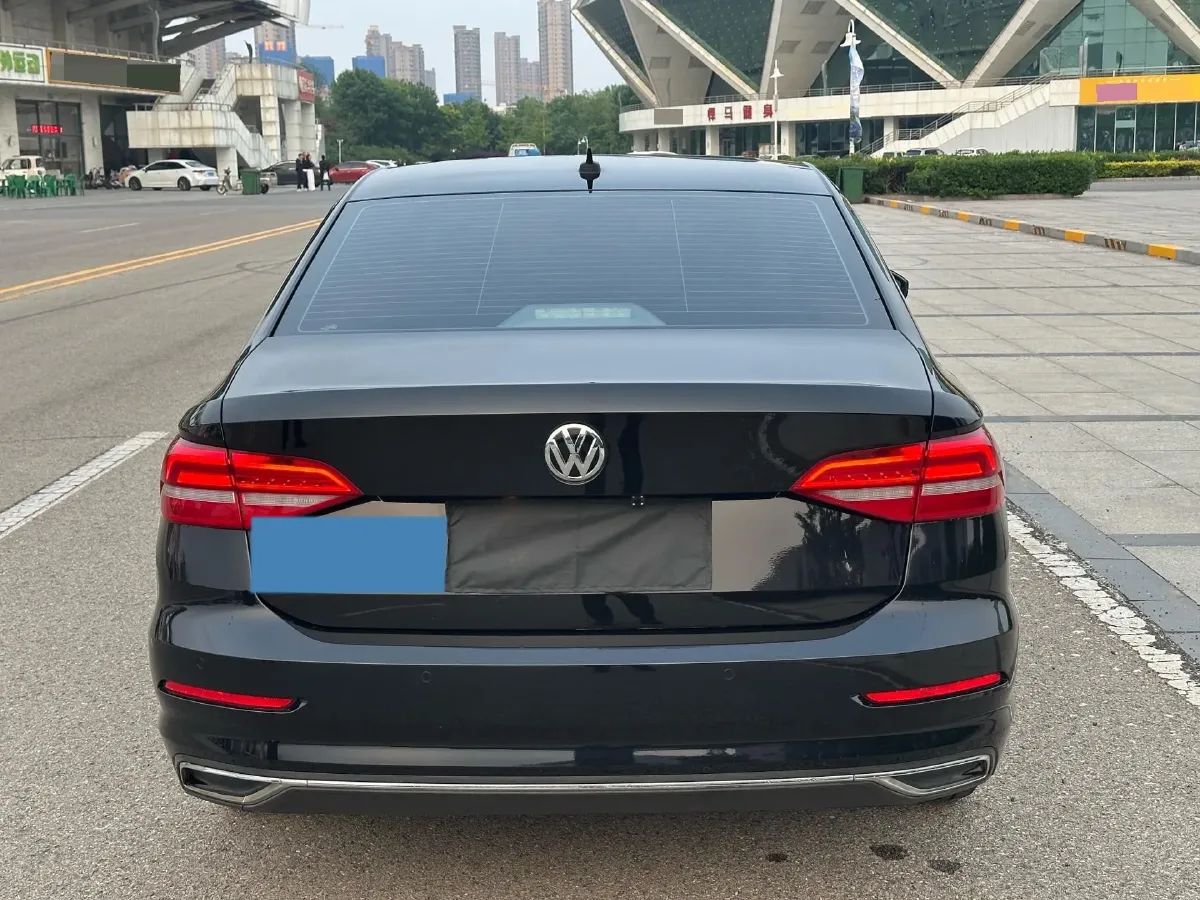 2019 Volkswagen Lavida 1.2T 116HP L4 7DCT,autocango,china used car exporter,china ev exporter,chinese used car exporter,chinese used ev exporter