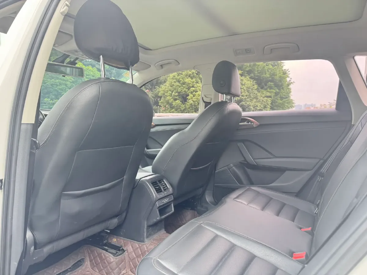 2020 Volkswagen Tharu 1.4T 150HP L4 7DCT,autocango,china used car exporter,china ev exporter,chinese used car exporter,chinese used ev exporter