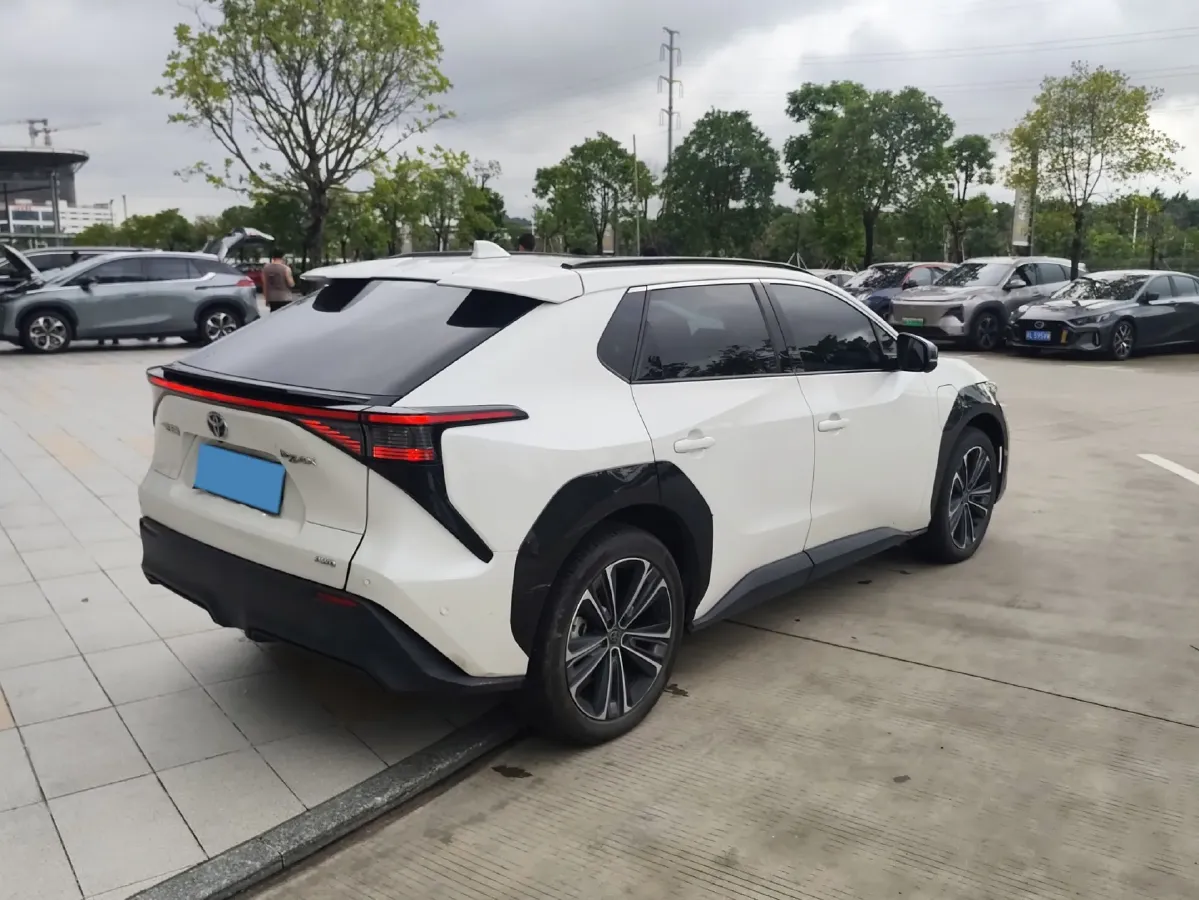 2022 Toyota bZ4X BEV 66.7KWH,autocango,china used car exporter,china ev exporter,chinese used car exporter,chinese used ev exporter