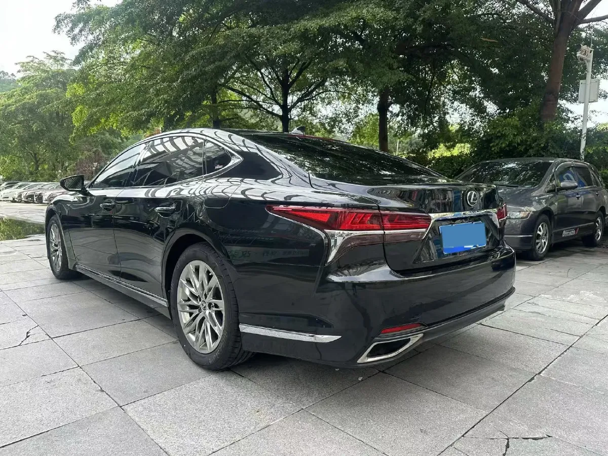 2018 Lexus LS 3.5L 316HP V6 10AT,autocango,china used car exporter,china ev exporter,chinese used car exporter,chinese used ev exporter