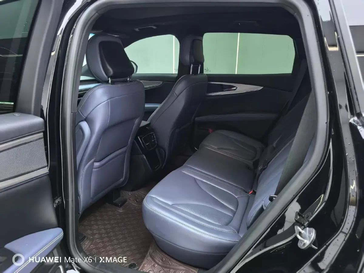 2022 Lincoln Corsair 2.0T 245HP L4 8AT,autocango,china used car exporter,china ev exporter,chinese used car exporter,chinese used ev exporter