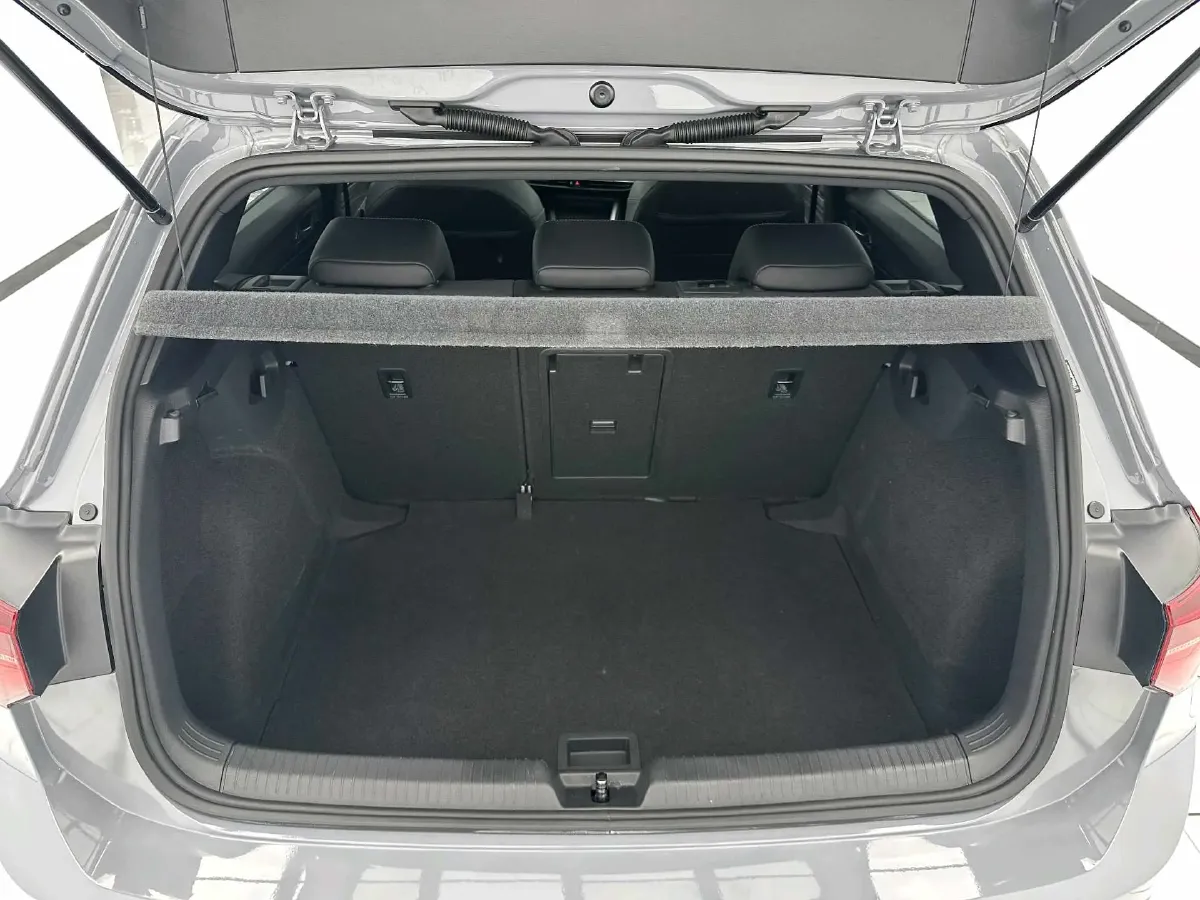 2021 Volkswagen Golf 1.4T 150HP L4 7DCT,autocango,china used car exporter,china ev exporter,chinese used car exporter,chinese used ev exporter