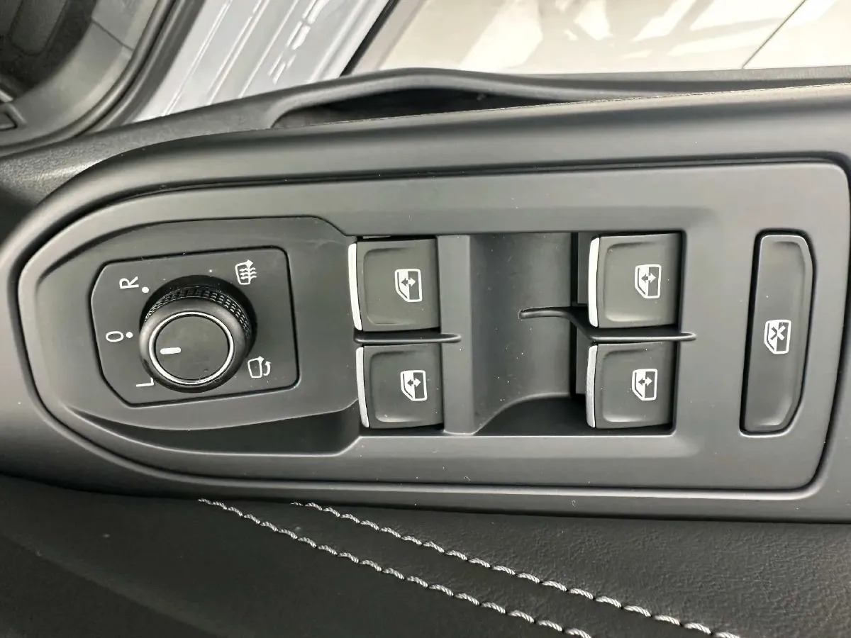 2021 Volkswagen Golf 1.4T 150HP L4 7DCT,autocango,china used car exporter,china ev exporter,chinese used car exporter,chinese used ev exporter