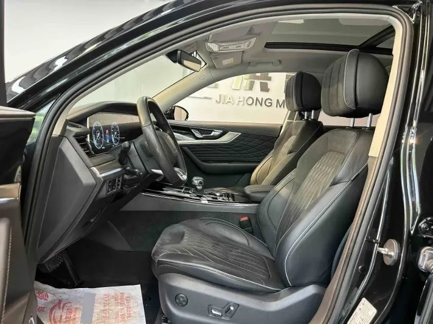 2022 HongQi HS5 2.0T 224HP L4 6AT,autocango,china used car exporter,china ev exporter,chinese used car exporter,chinese used ev exporter