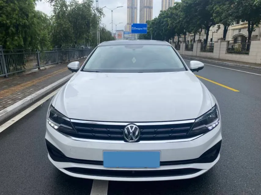 2019 Volkswagen T-Cross 1.4T 150HP L4 7DCT,autocango,china used car exporter,china ev exporter,chinese used car exporter,chinese used ev exporter