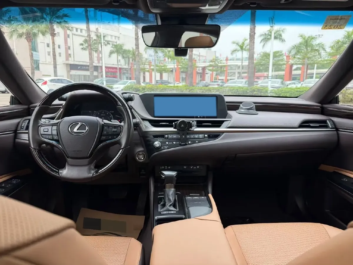 2020 Lexus ES 2.0L 173HP L4 CVT,autocango,china used car exporter,china ev exporter,chinese used car exporter,chinese used ev exporter