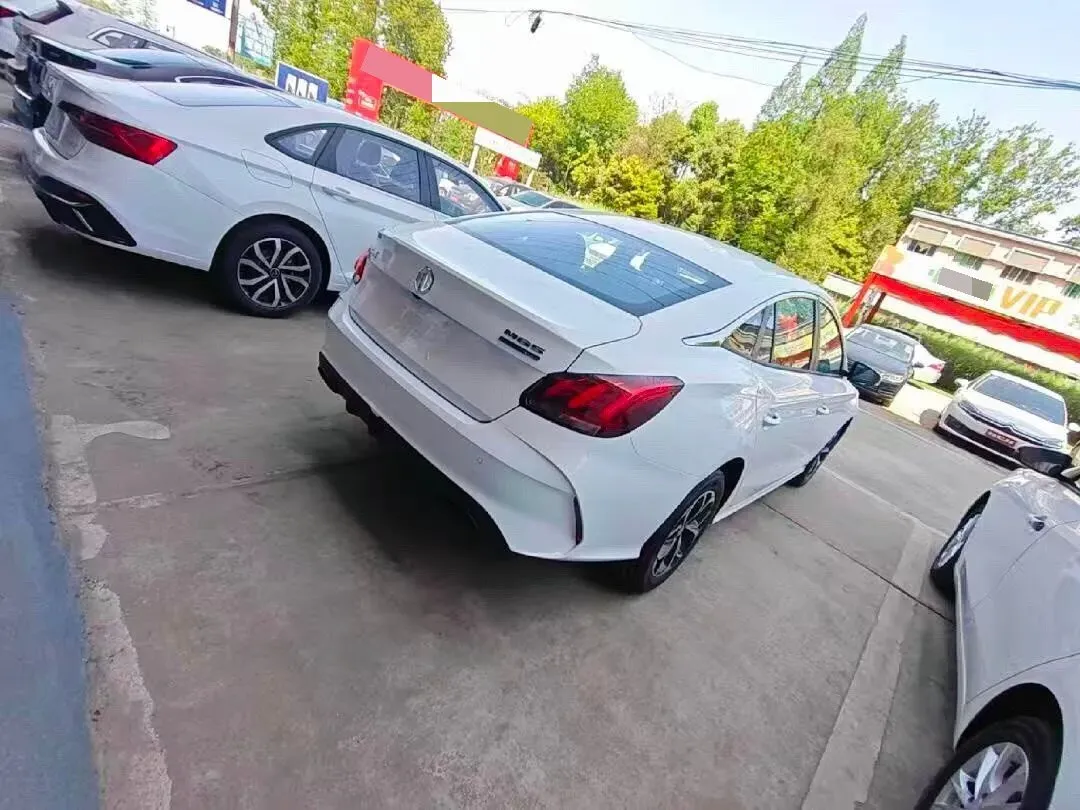 2023 MG 5 1.5L 129HP L4 5MT,autocango,china used car exporter,china ev exporter,chinese used car exporter,chinese used ev exporter