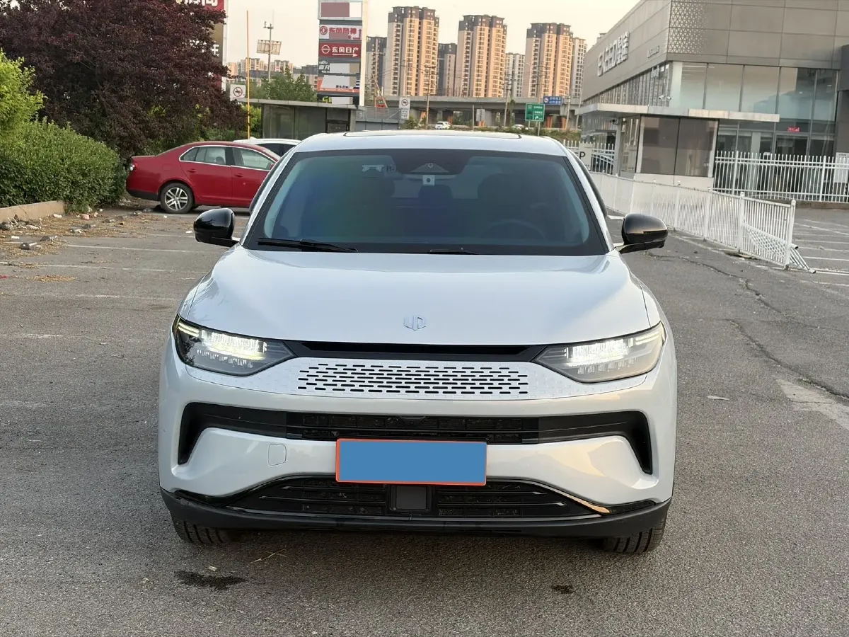 2023 Leapmotor C11 1.5L 95HP L4 REEV 43.74KWH,autocango,china used car exporter,china ev exporter,chinese used car exporter,chinese used ev exporter