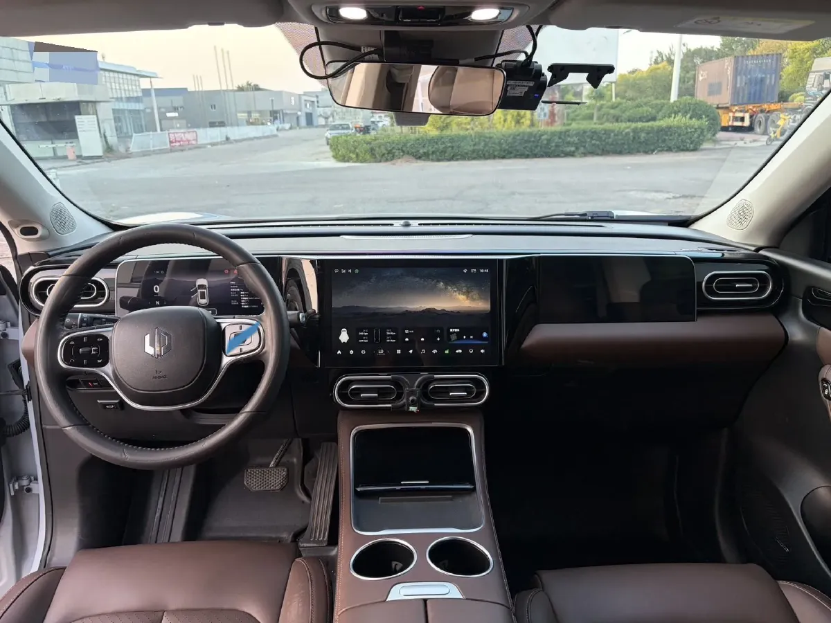2023 Leapmotor C11 1.5L 95HP L4 REEV 43.74KWH,autocango,china used car exporter,china ev exporter,chinese used car exporter,chinese used ev exporter