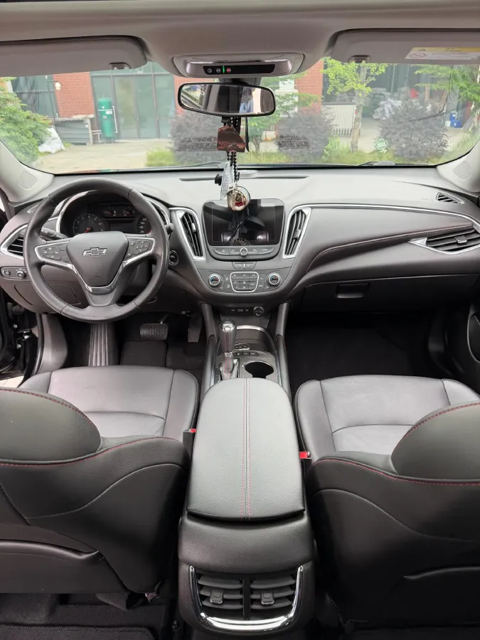 2019 Chevrolet Malibu XL 2.0T 241HP L4 9AT,autocango,china used car exporter,china ev exporter,chinese used car exporter,chinese used ev exporter