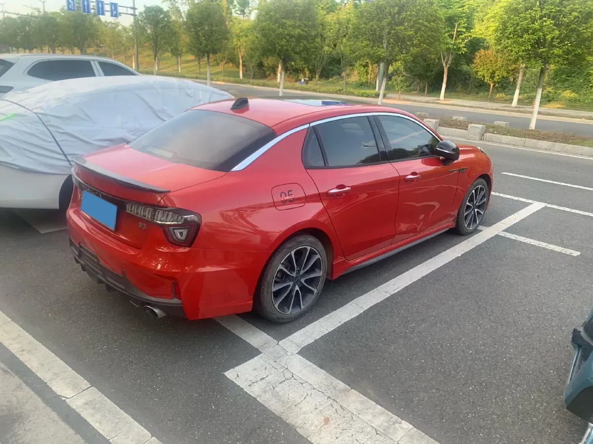 2018 Toyota C-HR 2.0L 171HP L4 CVT,autocango,china used car exporter,china ev exporter,chinese used car exporter,chinese used ev exporter