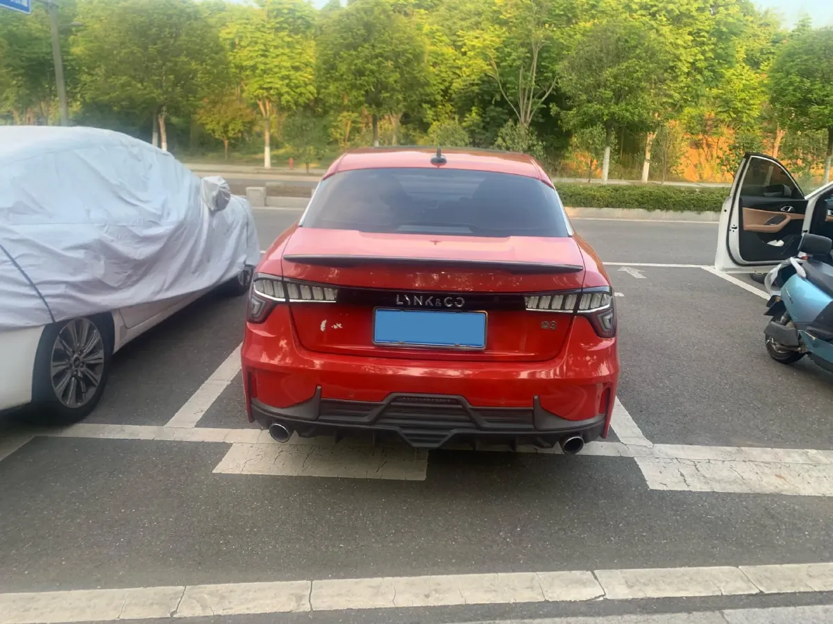 2018 Toyota C-HR 2.0L 171HP L4 CVT,autocango,china used car exporter,china ev exporter,chinese used car exporter,chinese used ev exporter