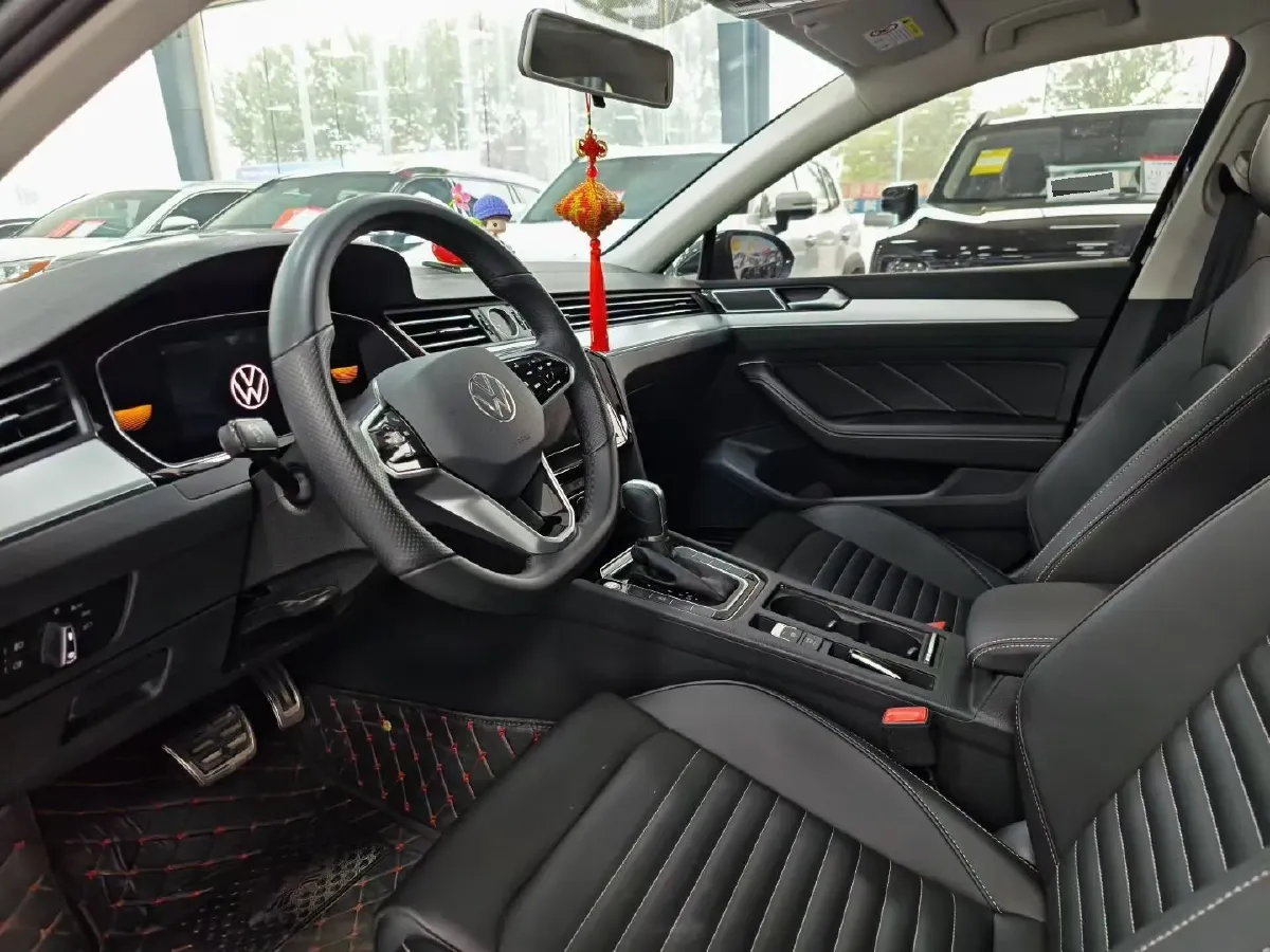 2024 Volkswagen Magotan 1.4T 150HP L4 7DCT,autocango,china used car exporter,china ev exporter,chinese used car exporter,chinese used ev exporter